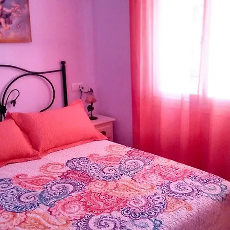 Sunny House In Santa Pola, Shared Pool Holiday home Santa Pola